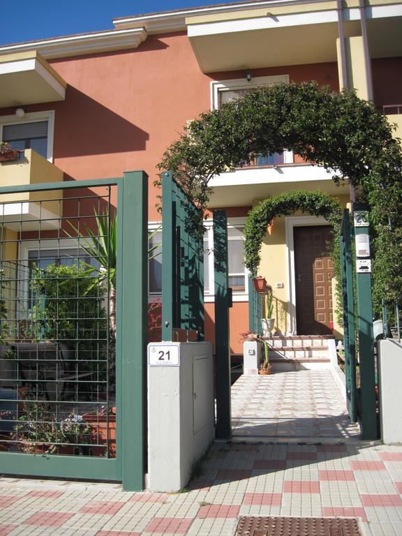 Sweet Sardinia Apartment R2968 Elmas Δωμάτιο φωτογραφία