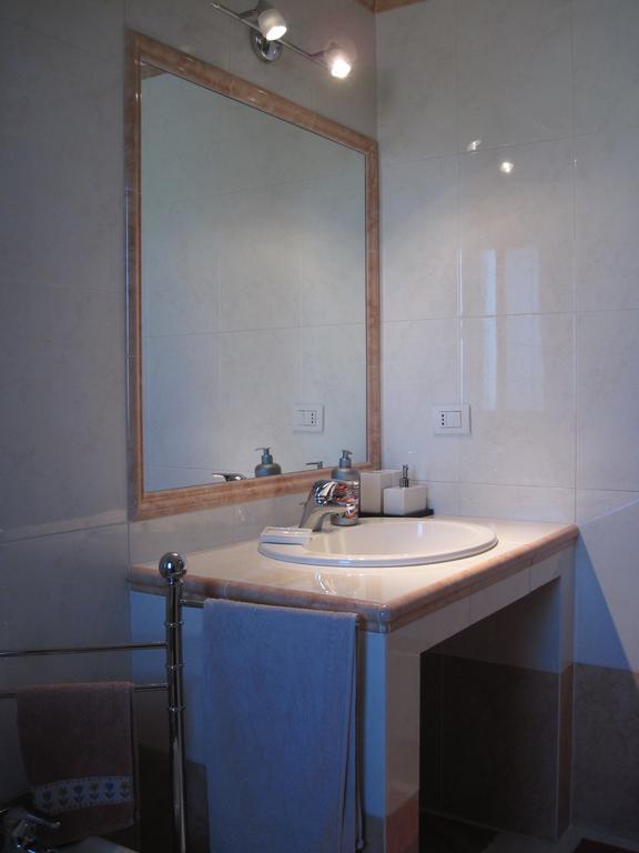 Sweet Sardinia Apartment R2968 Elmas Δωμάτιο φωτογραφία